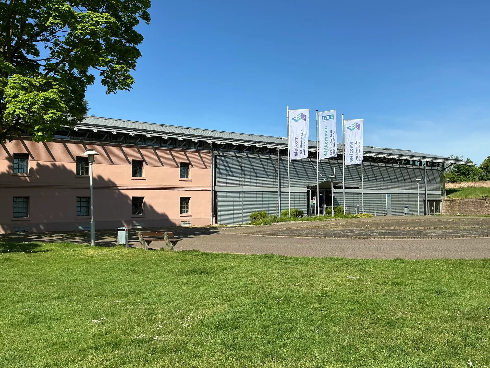 Das Gebäude des LVR-Niederrheinmuseums Wesel von außen